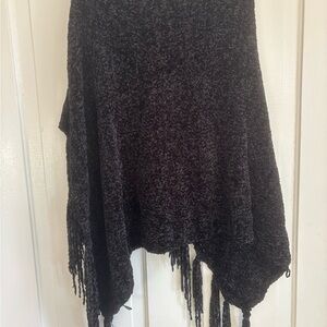 Elegant Black Fringed Women's Sweater